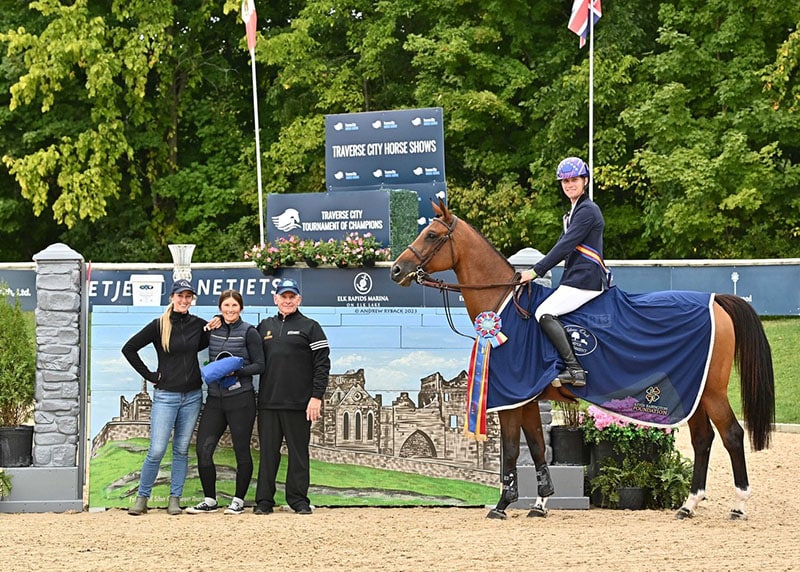 Karl Cook (USA) and Caracole de la Roque in their winning presentation. Photo © Andrew Ryback Photography